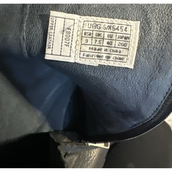 UGG Caroline High Heel Black Leather Side Zip Winter Boots Womens Sz 9 - Picture 11 of 11